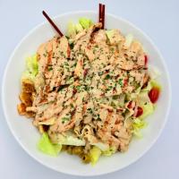 سالاد سزار مرغ گریل .