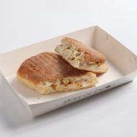 ساندویچ چاپاتا مرغ