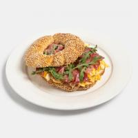 سیمیت تخم مرغ بیکن