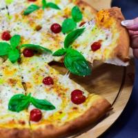 پیتزا مارگاریتا ایتالیایی