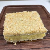 شیرینی ناپلئونی