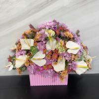 باکس مادرانه سفید و صورتی