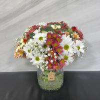 جار گل سفید و گلبهی و صورتی