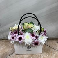 باکس مادرانه سفید