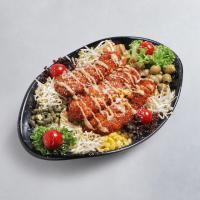 سالاد سزار با مرغ سوخاری