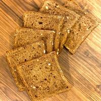 نان تست جو پروتئین بزرگ