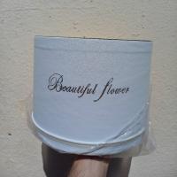 باکس چرمی سفید گرد