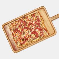 پیتزا پپرونی کلاسیک