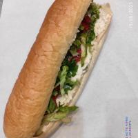 ساندویچ الویه کالباس سرد