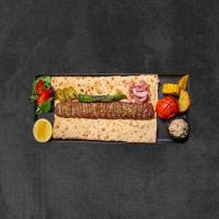 خوراک کباب لقمه زعفرانی مخصوص با دورچین