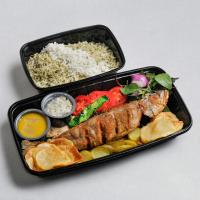 سبزی پلو با ماهی قزل آلا