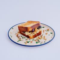 خرما داغ و اسکرمبلد