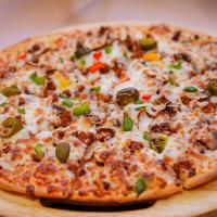 پیتزا گوشت و قارچ ایتالیایی