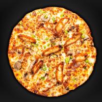 پیتزا مرغ و قارچ آمریکایی