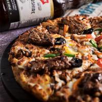 پیتزا مخصوص ایتالیایی