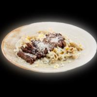 گراتینه پاستا پنه با استیک گریل شده