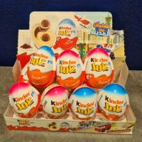 تخم مرغ شانسی kinderjoy