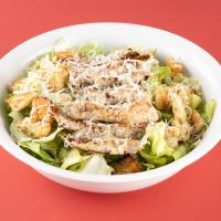 سالاد سزار با مرغ گریل شده