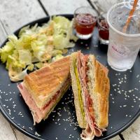 ساندویچ پنینی میکس