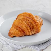 کروسان شکلات صبحانه و مربا توت فرنگی