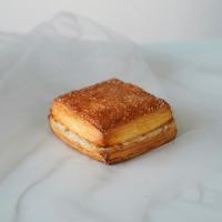 شیرینی کرم دار گردویی