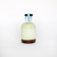 آیس ماچا با سیروپ توت فرنگی