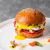 صبحانه تراس اسپشیال