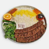 چلو کباب کوبیده سه سیخ