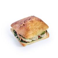 ساندویچ مرغ و پستو پسته