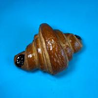 کروسان شکلاتی