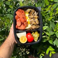 نیمرو با سوسیس قارچ