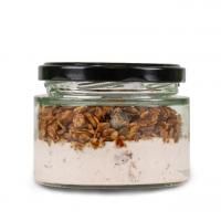 گرانولا بادام هندی و خرما