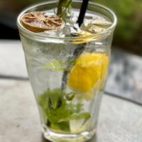 نوشیدنی دتاکس