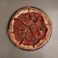 پیتزا پپرونی ایتالیایی