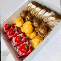 شیرینی تر مخلوط انتخابی