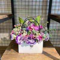 باکس کلاسیک سفید رنگی