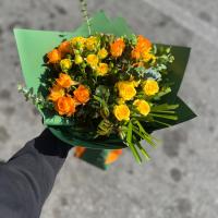 دسته گل رز نارنجی