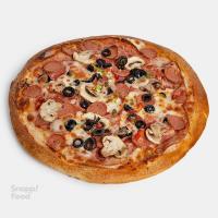 پیتزا مخصوص ایتالیایی