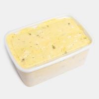 بستنی سنتی خامه ای مغزدار