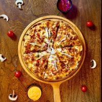 پیتزا مرغ و قارچ