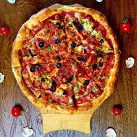 پیتزا بیکن ایتالیایی