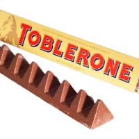 شکلات مغزدار مثلثی تابلرون