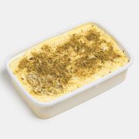 بستنی سنتی زعفرانی خامه پسته دار