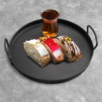 شیرینی رولت خامه ای