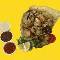 ساندویچ کباب ترکی مرغ با مخلفات