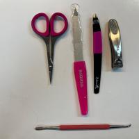 ست اصلاح و مانیکور ۵ تکه