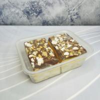 بستنی سنتی مغزدار بزرگ