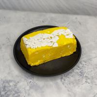 بستنی زعفرانی و خامه ای