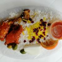 زرشک پلو با مرغ سرخ شده