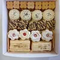 شیرینی خشک پک اقتصادی